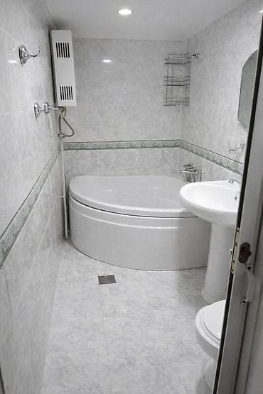 Mənzillər: Qış Parkının bilavasitə yaxınlığında, Sahil, Nizami və 28 May metro — 4