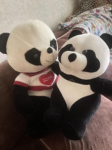 kamaz oyuncaq: Məşhur panda temalı yumşaq oyuncaqlar dəsti - Dəst: 2 ədəd panda — 1