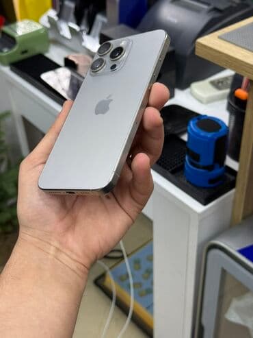 irşad iphone 15: IPhone 15 Pro Max, 256 GB, Gümüşü — 4