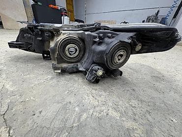 Toyota filler sağ farasi üstdən çıxmadı arxasında xırda plastik işi — 3