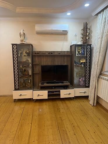 televizor stend: TV stendi və vitrinli dəst - Tərkib: mərkəzi TV stendi, hər iki — 1