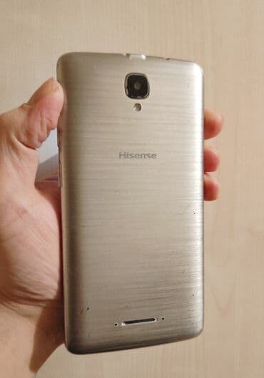 Фото и видеокамеры: Telefon. Hisense. Whatsapp isledir. Qiymət sondur barter yoxdur — 2