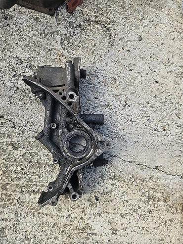 qezali avtomobiller: Nissan 3.3, 3.3 l, Benzin, 1998 il, İşlənmiş — 2