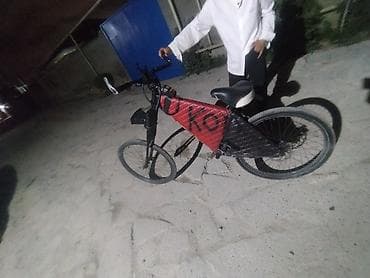 Elektrik nəqliyyatı: İşlənmiş Elektrik velosipedi 26", sürətlərin sayı: 30, 350-500 Vt, Ünvandan götürmə — 1