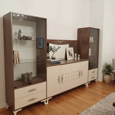 demir taxt: İşlənmiş, Servant — 2