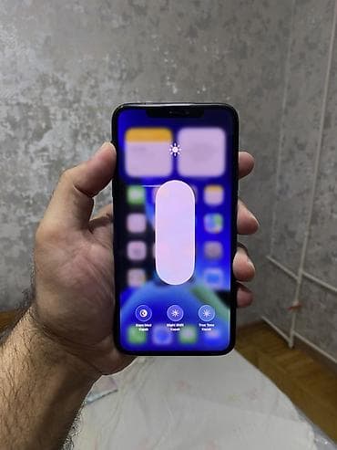 wifi extender: IPhone 11 Pro Max, 256 GB, Space Gray, Face ID — 4
