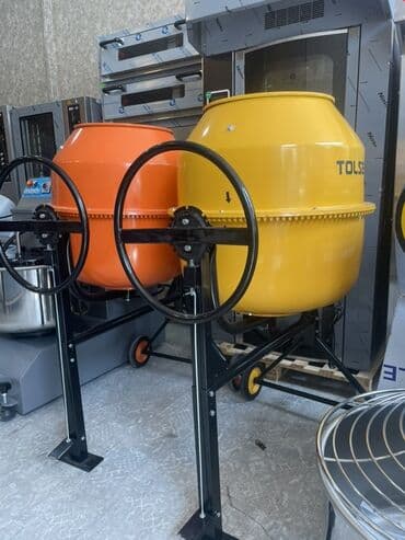 купить бетономешалку бу: 200 LT 850 azn (0/ faz) 400 LT 3200 azn (3faz). Fərqli rənglərdə — 2