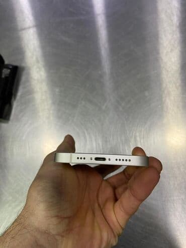 iphone ucuz telefonlar: IPhone 12, Ağ, Face ID — 3