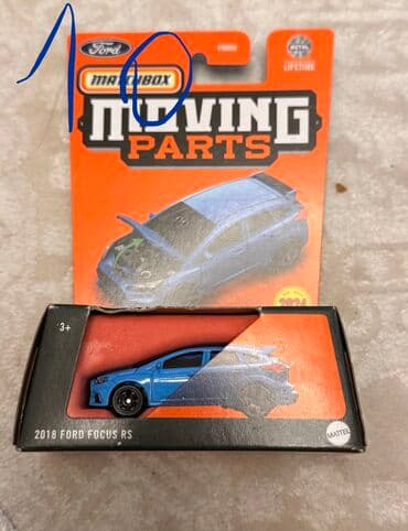 metbex tavan modelleri: Bu, müxtəlif modellərə malik Hot Wheels oyuncaq maşın dəstidir. Hər — 4