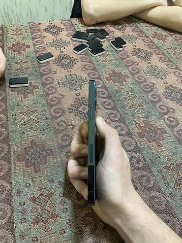 playstation 5 qiyməti: IPhone 12 Pro, Pacific Blue — 5