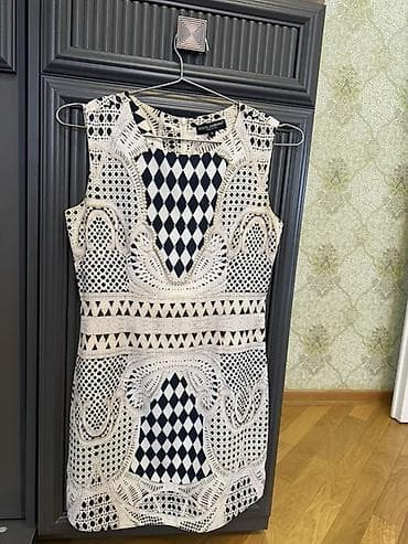 dolca: Zara qırmızı yay donu və Dolce & Gabbana həndəsi naxışlı kokteyl — 2