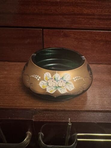 Mətbəx aksesuarları: Kül qabi 5 manat. Diger mehsullardan alanda pulsuz verecem — 1