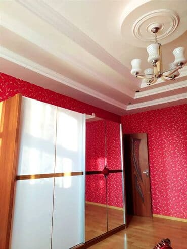 xırdalanda kirayə mənzillər: Xətai metrosuna yaxin yerləşən ümumi sahəsi 130 kv,m olan,4 otaqlı — 20