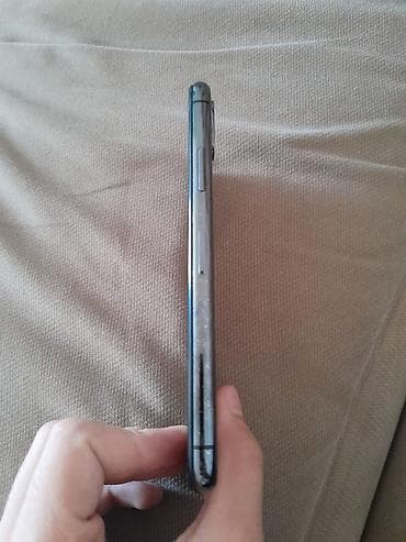 ipad air 2: IPhone X, Space Gray, Face ID — 4