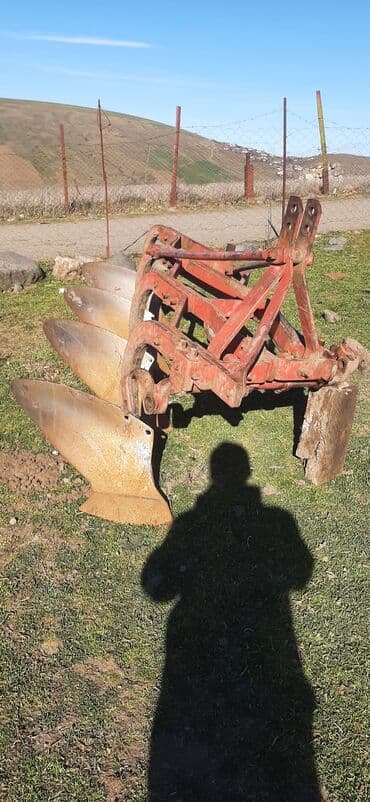 Salam 14luk 4korpus alpiner kotan satilir kim isdese elaqe saxlaya