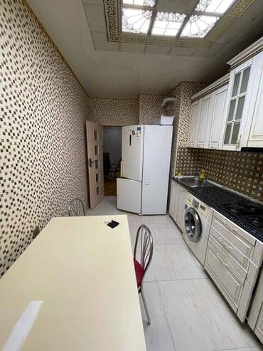 ramanı evlər: Bakıxanov qəsəbəsində, Yavər Əliyev küçəsində, Akkordda, ailəli — 8