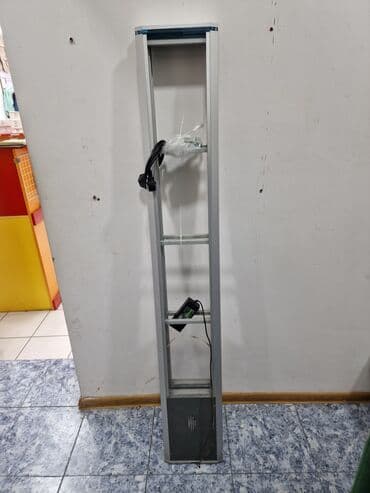 Автосервисное оборудование: Ogurluq eleyhine siqnalizasiya sistemi ve ağ rəngli plastik paltar — 2