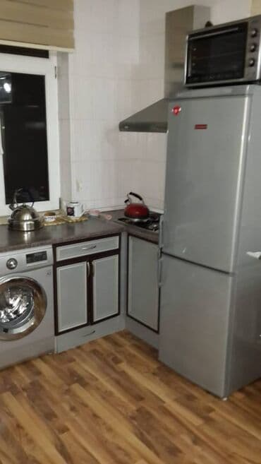 zığda evler: Binəqədi rayonu 9-cu mikrarayonda leyla sadliq evine yaxin 18 — 17