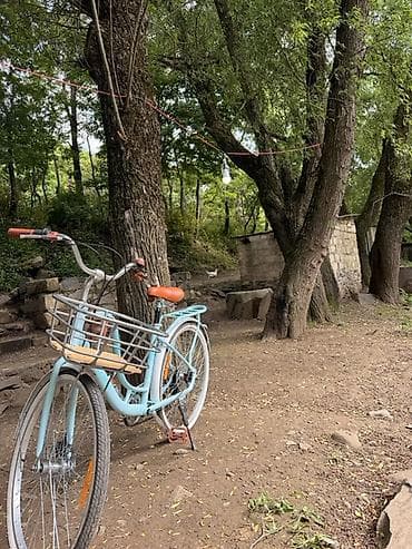 velosiped irşad: Şəhər/kruizer tipli velosiped Xüsusiyyətlər: - Rəng: açıq mavi gövdə — 1