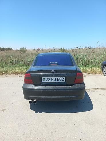 qosqu satisi: Opel sedan – avtomatik transmissiyalı, qaz-benzinlə işləyən versiya — 4