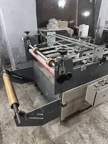 İstehsal avadanlığı: Laminasiya/örtük çəkən sənaye avadanlığı Məhsul təsviri: - Karton — 2