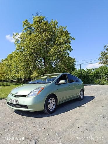 pirus diski: Toyota Prius (II nəsil) hibrid hetçbek - Rəng: açıq yaşıl (Metallic) — 4