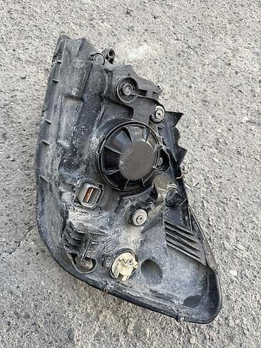 bmw e 39: Məhsul: Avtomobil ön farası (sol tərəf) Təsvir: - Halogen tipli ön — 2