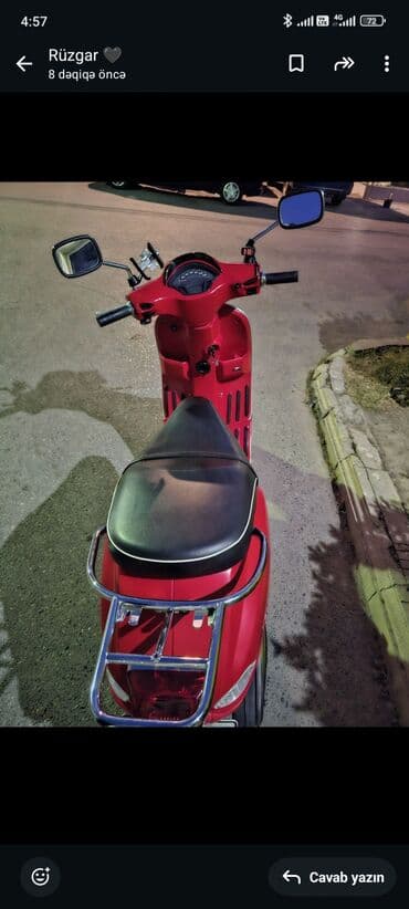 oturacaqları: Vespa üslublu şəhər skuterinin satışı Xüsusiyyətlər: - Rəng: mat — 3