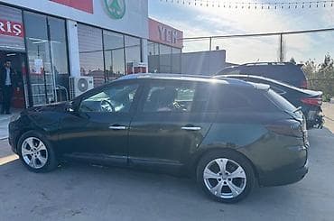 qaz 51 satilir: Renault Megane: 1.6 l | 2012 il 180000 km Universal — 3