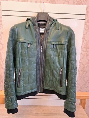 kisi pencekleri: DeriX brendinin kapüşonlu dəri gödəkçəsi - Rəng: zeytun-yaşıl - — 3