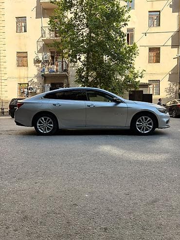 Chevrolet Malibu: 1.5 l | 2018 il 200000 km Sedan