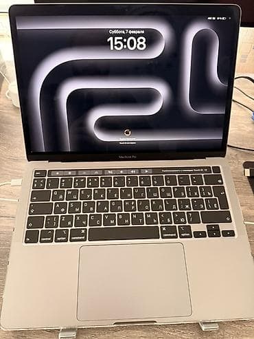 ipad mini 6: Apple MacBook noutbuk Xüsusiyyətlər: -intel i5 -Ram 8gb - Ssd 512 - — 5