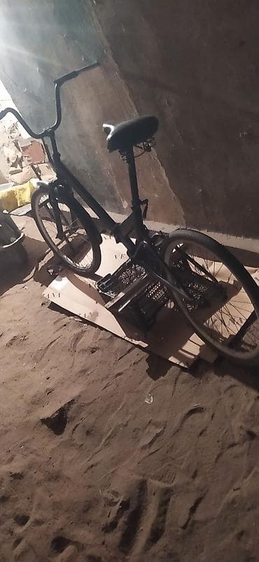 Şəhər velosipedləri: Şəhər tipli velosiped - Rəng: Qara - Çərçivə: Aşağı enişli şəhər — 1