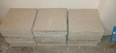 Keramik döşəmə plitələri dəsti 40 kvadratdır. Çöl sahələr üçündə — 1