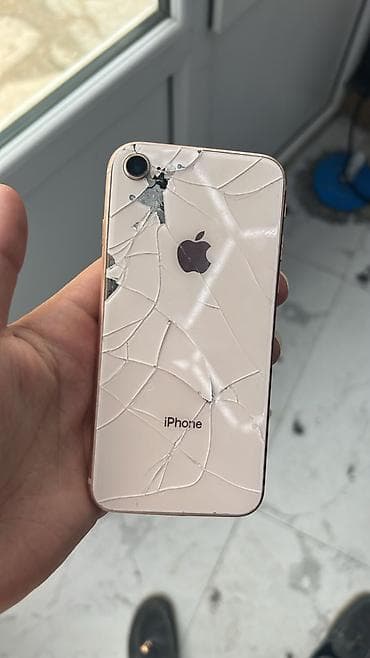 philips xenium 9@9d: IPhone 8, Qızılı, Barmaq izi — 8
