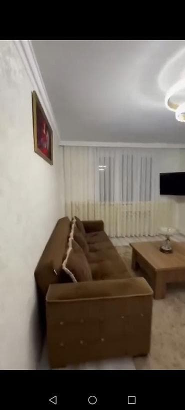 razin kiraye evler: Bakı, Bakıxanov qəs., 2 otaqlı, Köhnə tikili, m. Gənclik, 75 kv. m — 10