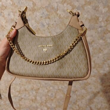 женские классические туфли на танкетке: Qadın ayaqqabıları – 2 cüt 1) Qırmızı klassik tufli - Material: zamşa — 20