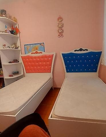 Oğlan və qız üçün, Çarpayı, Bazasız, Matras ilə, Siyirməsiz