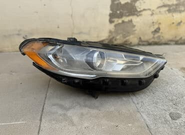 Sağ, Yaxın və uzaq vuran işıqlar Ford, 2019 il, Orijinal, ABŞ, İşlənmiş lalafo.az -da Sağ, Yaxın və uzaq vuran işıqlar Ford, 2019 il, Orijinal, ABŞ, İşlənmiş