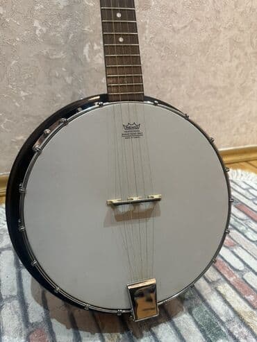 Akkordeonlar: 5 simli banjo Çox az istifadə olunub yeni kimidir. Piano alacam deyə — 1