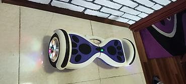 electro gitara: Demək olar ki, yeni vəziyyətdədir. Tam işləkdir, batareyası uzun — 4