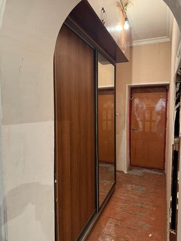 Divan və kreslo dəstləri: Kupe, 2 qapılı Düz dolab, Qarderob, paltar dolabı — 2