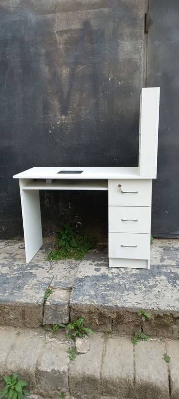 офисные стулья доставка: Manikur masa — 1