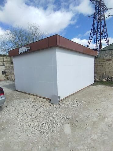 mağaza üçün konteyner: Alüminium kompozit panel və böyük şüşə vitrinlərlə yığılmış müasir — 3