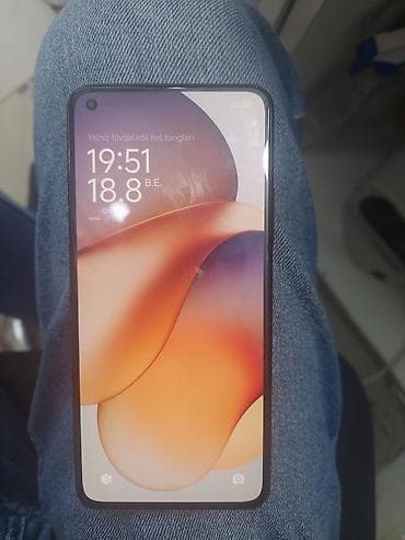telefon kabro: Xiaomi 11 Lite, 256 GB, rəng - Boz, 
 İki sim kartlı — 3