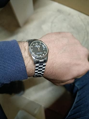 Rolex 28mm unisex Tecili satilir. pula ehtiyac var deye satilir