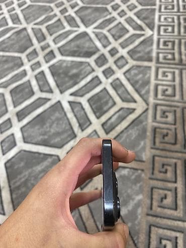iphone 8 plus red: IPhone 16 Pro, 256 GB, Qara, Face ID — 6