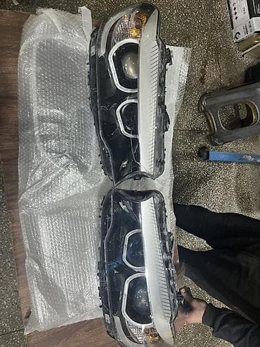 Komplekt, Yaxın və uzaq vuran işıqlar Toyota