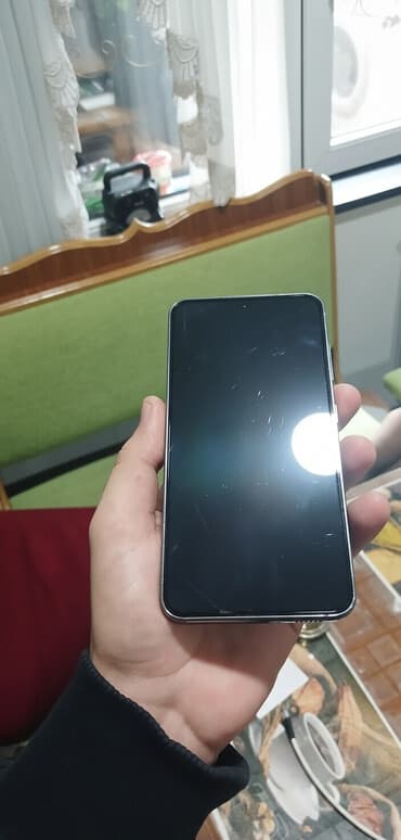 nar nomrələrin satışı: Samsung Galaxy S23, rəng - Yaşıl, İki sim kartlı — 1