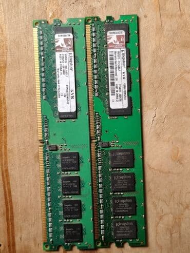 Operativ yaddaş (RAM): Operativ yaddaş (RAM) Kingston, < 1 GB, < 1333 Mhz, DDR2, PC üçün, İşlənmiş